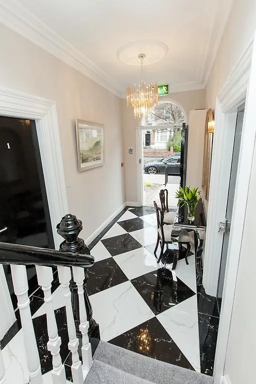 Giant Serviced Apartments Cliftonville House Belfast 0*,