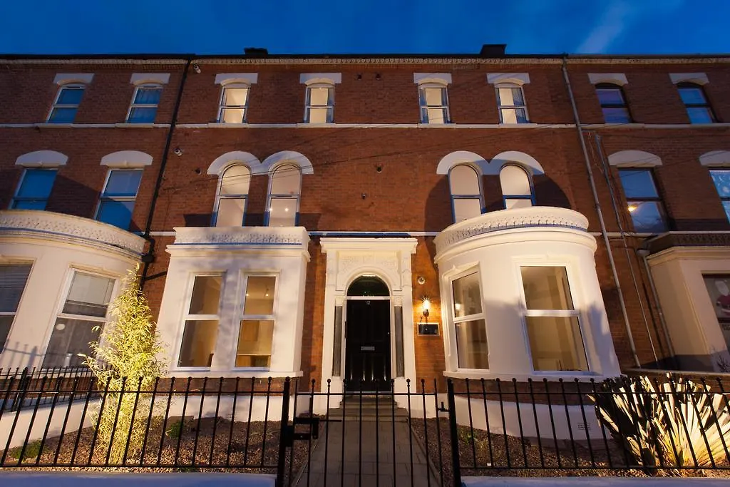 Giant Serviced Apartments Cliftonville House ベルファスト